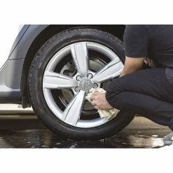 New ⌛ Meguiar's Ultimate All Wheel Cleaner 709mL ⌛ -Cheap WASH & DRY CAR CARE Store SCA 562927 04 hi res