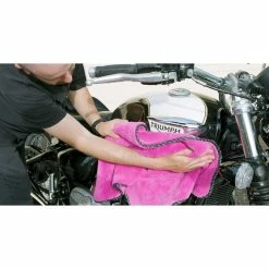 Cheapest ✔️ Meguiar's Supreme Shine Drying Towel 700 X 400mm 👍 -Cheap WASH & DRY CAR CARE Store SCA 573093 03 hi res